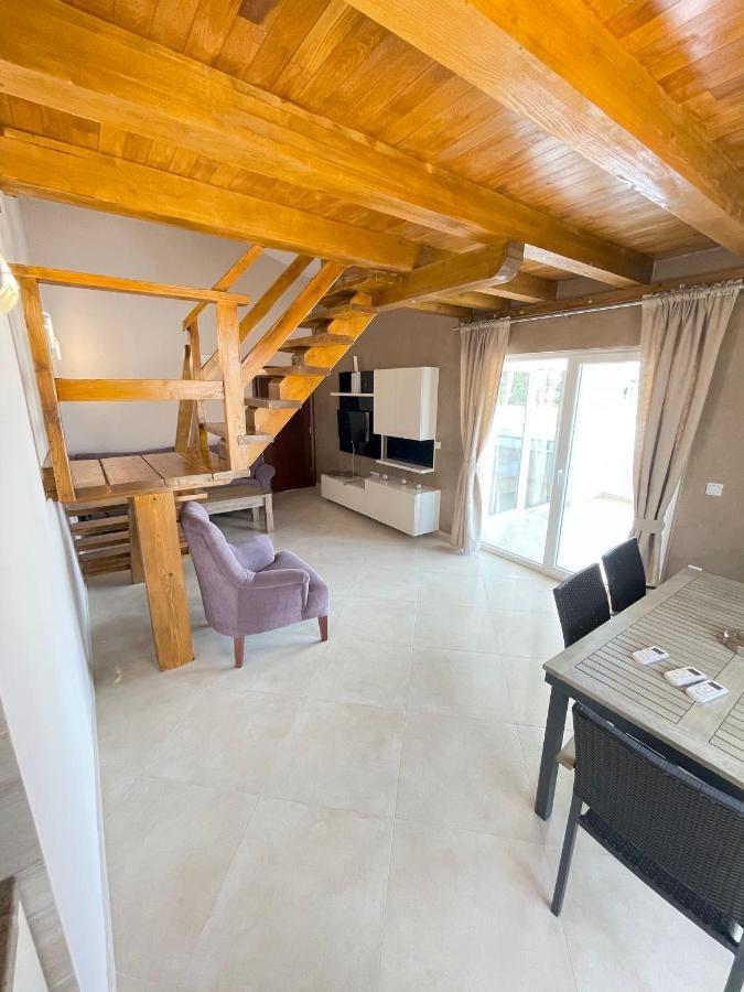 Apartments Harris Ulcinj Eksteriør billede