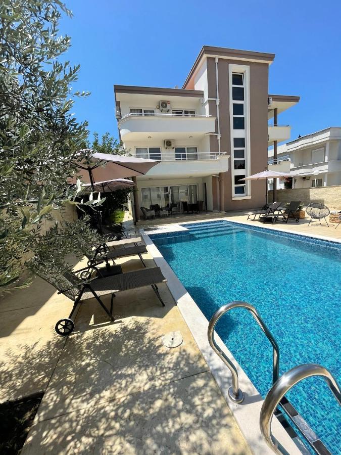 Apartments Harris Ulcinj Eksteriør billede